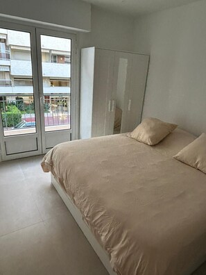 1 Schlafzimmer, Bügeleisen/Bügelbrett, WLAN, Bettwäsche