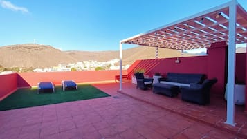 Apartament, 2 dormitoris, terrassa, vistes a la ciutat | Terrassa o pati