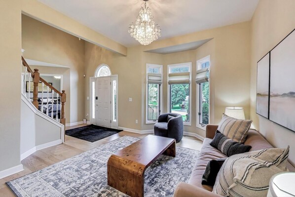 Smart TV, video games, stereo