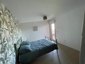 3 bedrooms, free WiFi, bed sheets