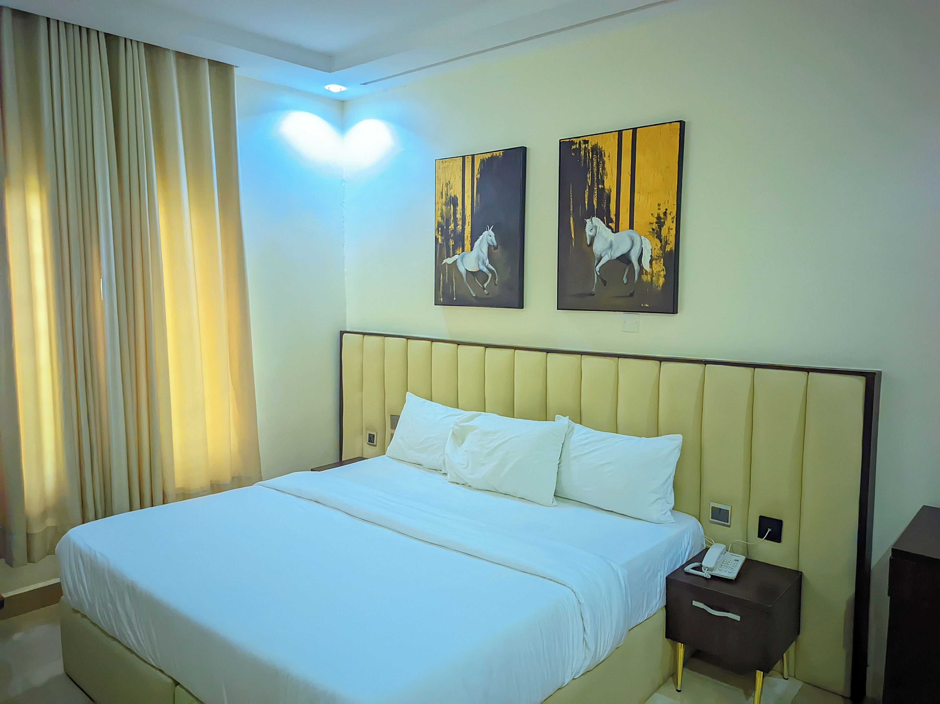 Chambre Simple Exécutive, vue lac | Wi-Fi gratuit