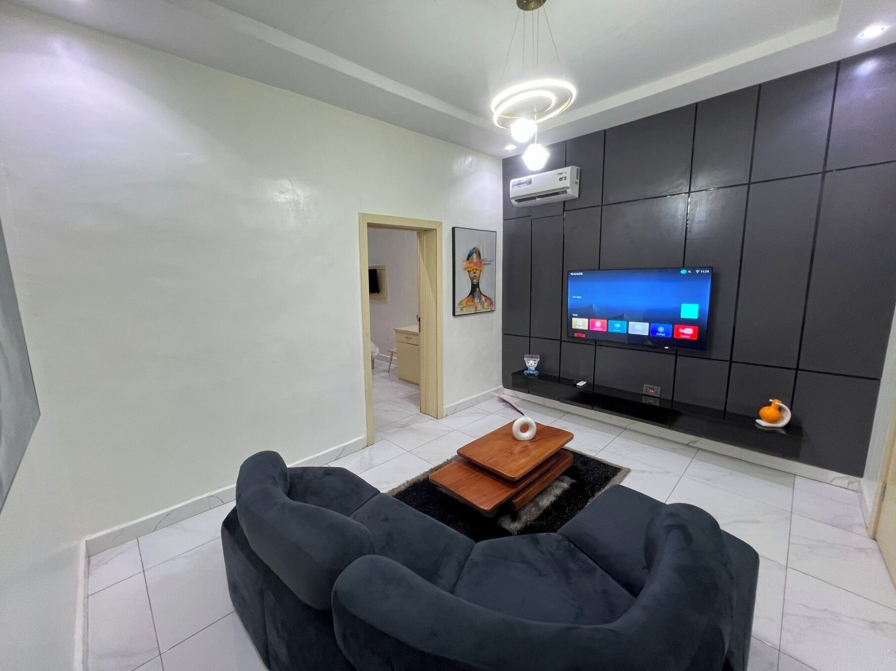 Deluxe Suite, Courtyard View | Egyptian cotton sheets, premium bedding, memory foam beds, free WiFi