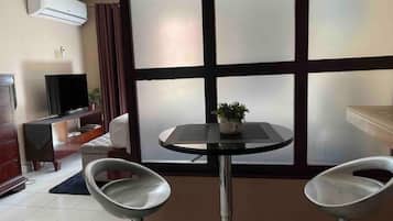 開放式客房, 露台 | 房內用餐