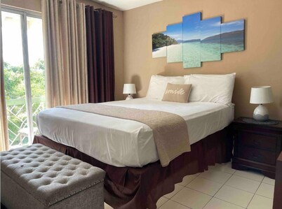 Stylish Studio in Chelsea Manor