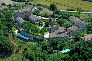 Esterni