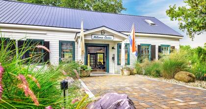 Large, luxurious geodesic dome - 02