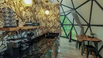 Microwave, coffee/tea maker, toaster, cookware/dishes/utensils