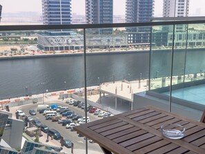 Interior - Stylish 2BR in Business bay (دبي)