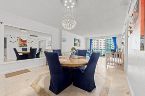 Condo, 1 Bedroom, Pets allowed, Beach View | In-room dining - Beachfront Ocean View Balcony Pool Gym (Hollywood)