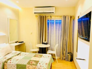 Laptop workspace, soundproofing, cribs/infant beds, free WiFi - AL AHRAR HOTEL (Dubai)