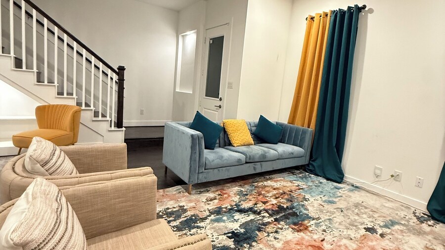 Luxury 3BR for Families Nurses and Group