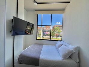 Comfort Apartment, Kitchenette, City View