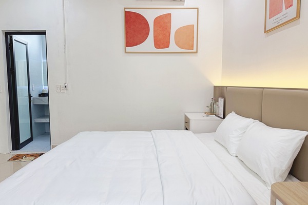 Superior Double Room, Balcony, City View | Desk, laptop workspace, soundproofing, free WiFi