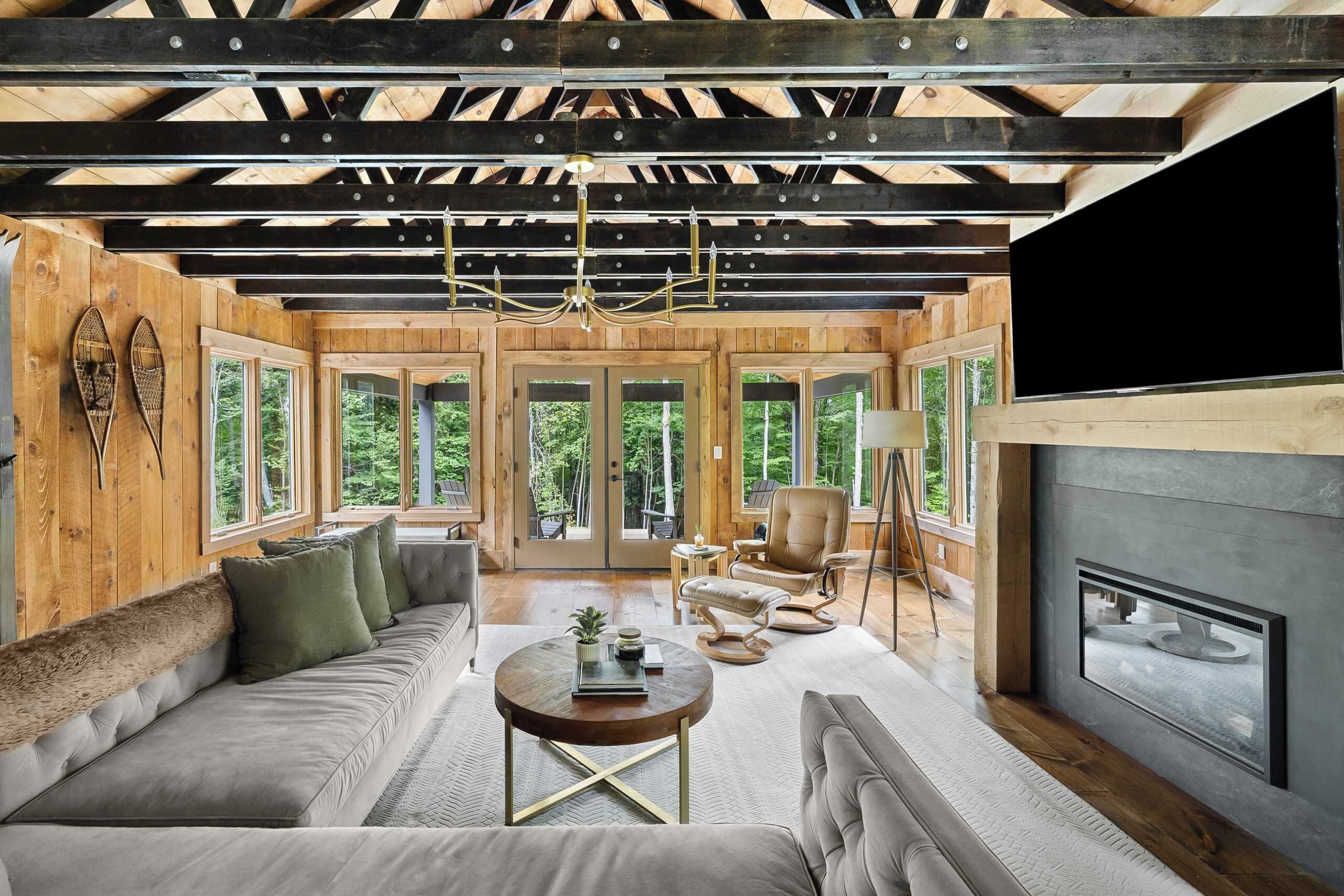 电视、壁炉、办公室