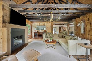 TV, fireplace, offices