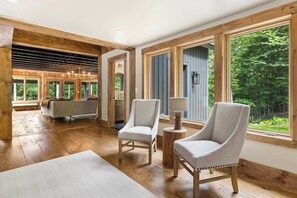 Interior - Cozy 3-BR Retreat Near Stratton & Manchester (Winhall)