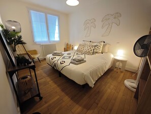 4 soverom, strykejern/-brett, wi-fi (inkludert) og sengetøy