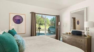 1 bedroom, iron/ironing board, travel crib, free WiFi