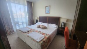 2 sovrum, värdeförvaringsskåp på rummet, resesäng och gratis wi-fi