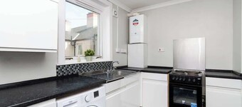 3Bedroom Apartment-Free Parking