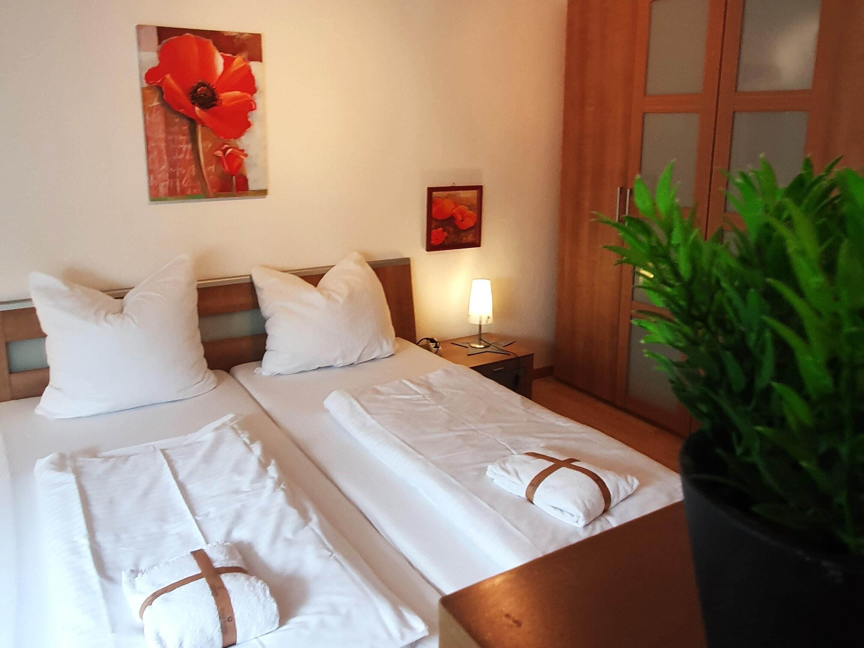 Căn hộ | 1 phòng ngủ, bộ trải giường 