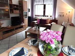 Living area - Winterberg Apartment Near Slopes (Winterberg)