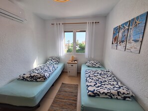 2 habitaciones, tabla de planchar con plancha y wifi 