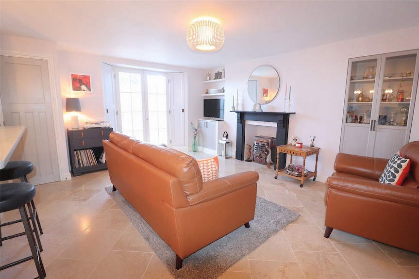 Adelaide Cove, Georgian Elegance With Modern Comfort - 일프렉콤