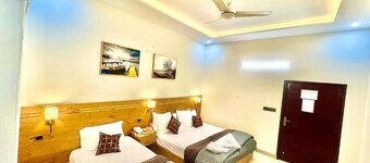 BNB Royal Galaxy Family Hotel