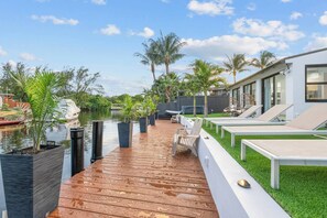 Duplex, Multiple Beds, Non Smoking, Pets allowed | Water view - Waterfront Duplex Tropical Oasis (Dania Beach)