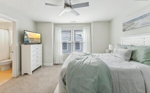 3 bedrooms, iron/ironing board, free WiFi