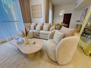 Living area - Modern 1BR in JBR | Walk to Beach & Marina (Dubai)