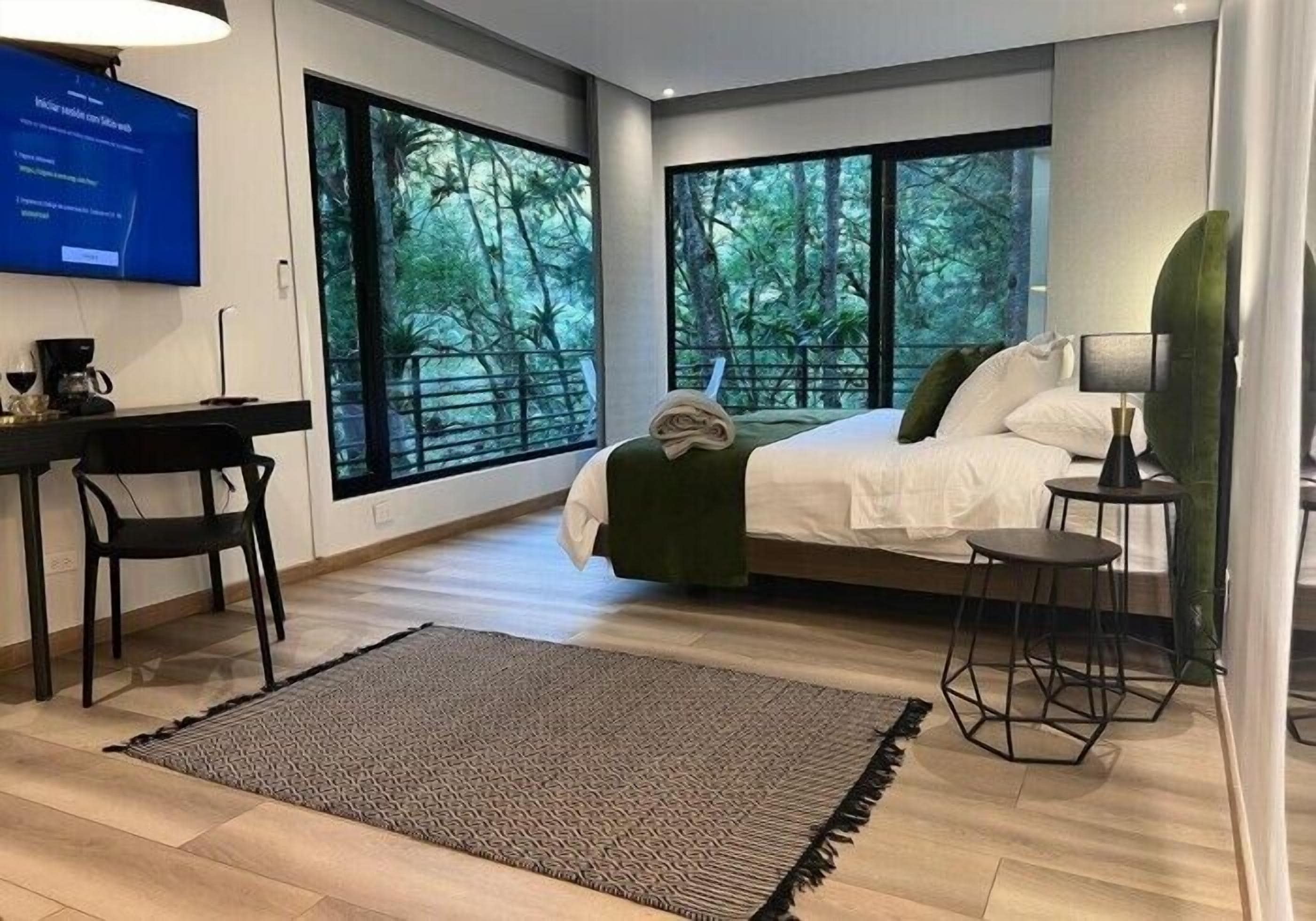 Luxury Cabin | Premium bedding, minibar, free WiFi, bed sheets