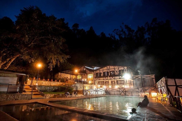 3 piscinas externas
