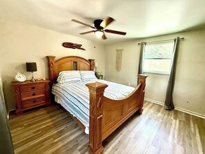 4 Schlafzimmer, kostenloses WLAN, Bettwäsche