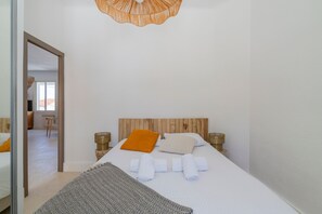 2 habitaciones, tabla de planchar con plancha y wifi gratis 