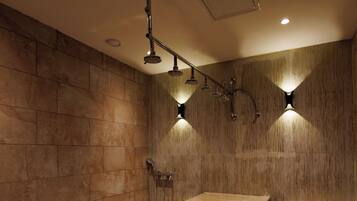 Salas de tratamiento para parejas, sauna y tina de hidromasaje