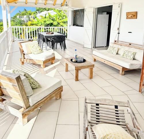 Villa Lauréal 4 étoiles vue mer à 180° piscine privée idéale pour 10 personnes