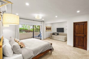 2 quartos, cofres nos quartos, ferros/tábuas de passar roupa