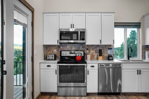 Microwave, oven, stovetop, dishwasher