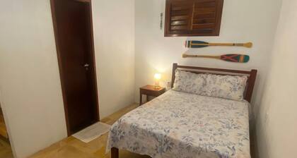 casa localizada em guajiru, casa que oferece tranquilidade e conforto