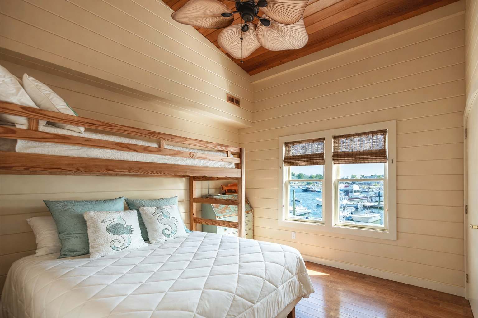 3 bedrooms, iron/ironing board, travel crib, WiFi