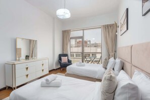 2 chambres, fer et planche à repasser, Wi-Fi, draps fournis