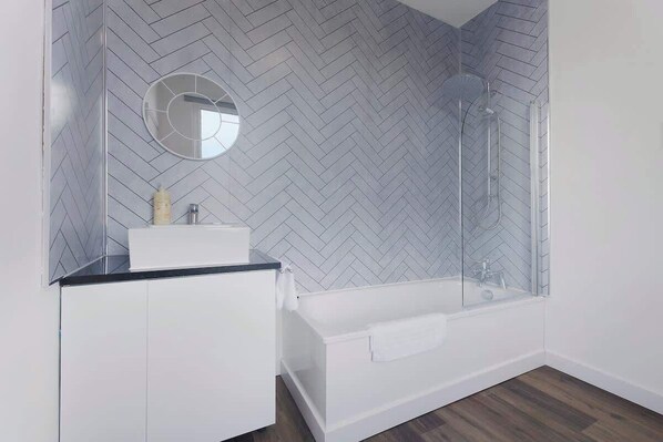 Shower, hair dryer, shampoo