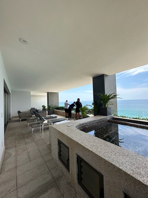 Terrace/patio