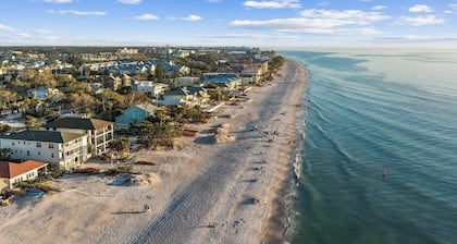 Luxury poolside paradise