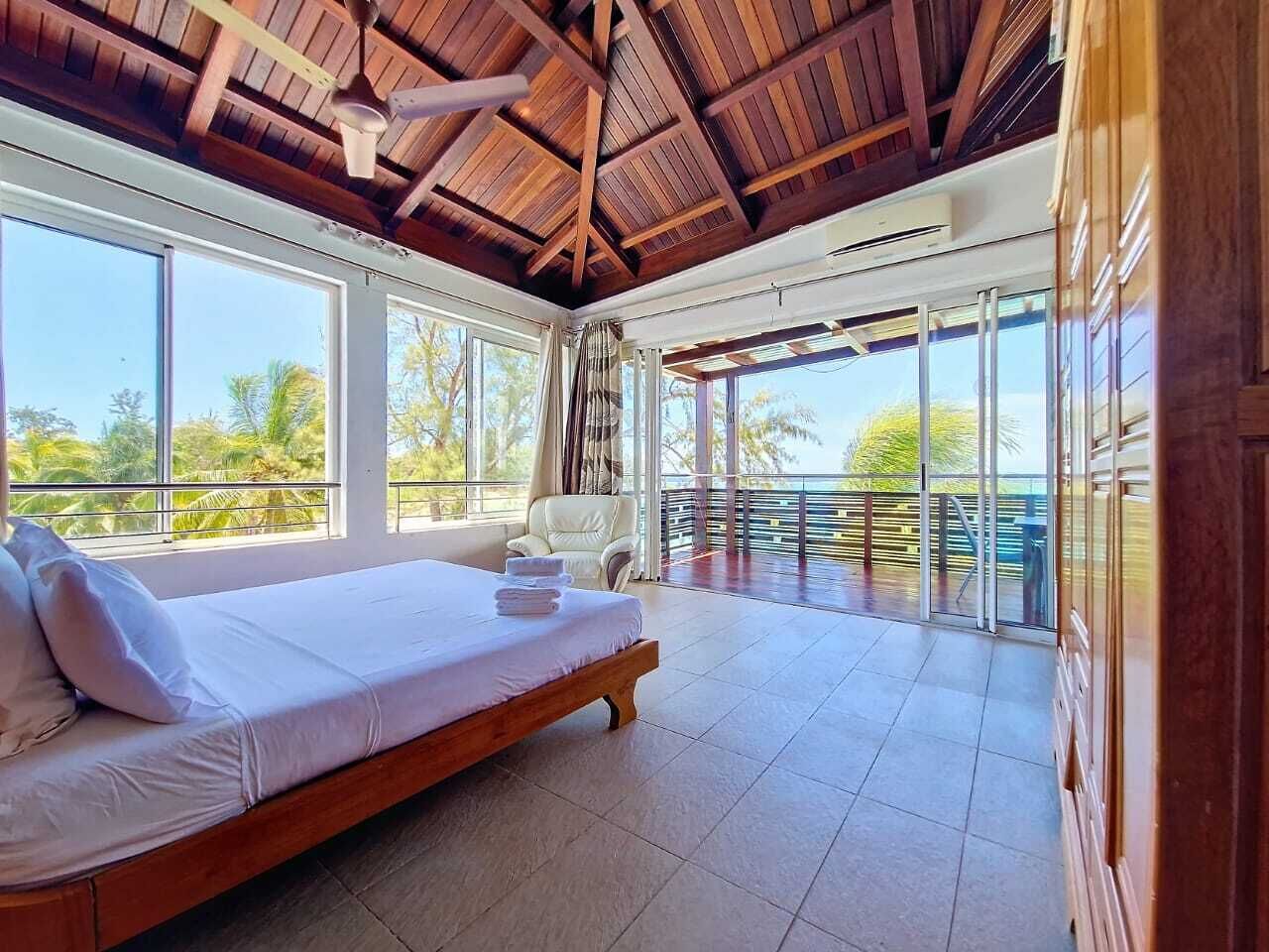 3 多间卧室、熨斗/熨衣板、WiFi、床单