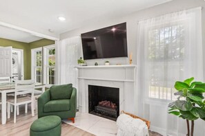 Televisor intel·ligent i llar de foc 