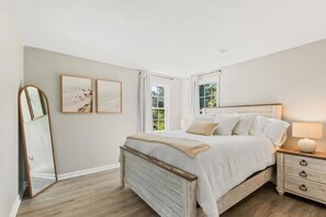 4 habitaciones, tabla de planchar con plancha y wifi gratis 
