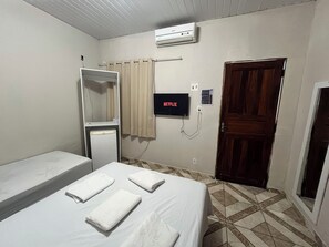 Family Quadruple Room | Free WiFi - Pousada Estilo Brasil (Fortaleza)